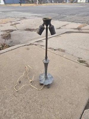 ANTIQUE ART DECO SLAG GLASS 2 SOCKET TABLE LAMP BASE  CAST  Parts - Image 1 of 4