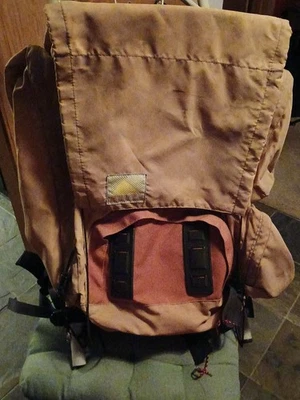 Mochila exterior vintage con marco de aluminio Kelty para mujer Foto 1 de 4