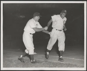 Foto de prensa Cuban BB 1952 1ª generación - Billy Herman/Sam Noble - Imagen 1 de 1