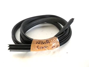 GENUINE FORD C MAX MK2 PASSENGER SIDE REAR DOOR SEAL 10-15 . - Imagen 1 de 2