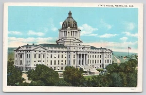 Postcard c1920 South Dakota State House - Picture 1 of 2