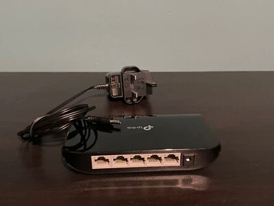 TP-Link TL-SG1005D switch Gigabit 5 porte prolunga WiFi  - Immagine 1 di 3