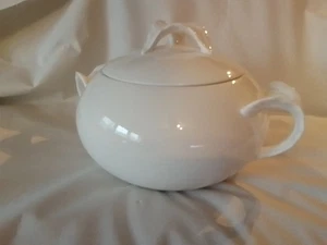 Villeroy & Boch FOGLIA Suppenterrine, weiß , vitro Porzellan, terrine , Schüssel - Bild 1 von 6