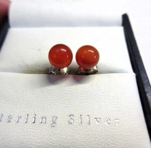 Vintage STERLING SILVER & CARNELIAN Gemstone Set Stud Design EARRINGS - Picture 1 of 3