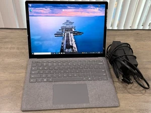 Microsoft Surface Laptop 4 13,5" TouchScreen AMD Ryzen 5, 16 GB, 256 GB, W11 - Foto 1 di 5