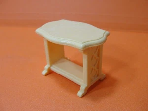 Playmobil Beistelltisch Puppenhaus cremefarben - Bild 1 von 2