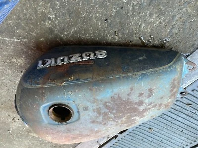 Suzuki GS450 T 1982 tanque de combustible de gasolina Foto 1 de 3