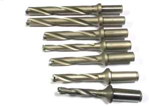 7 brocas completas WALTER forma B4015 + forma B4017 Ø12 - Ø21 5xD / 7xD H57318 - Imagen 1 de 5