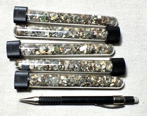 sand - beach sand with a high % of glass grains  - set of five polystyrene tubes - Picture 1 of 2