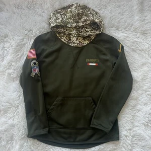 Sudadera con capucha militar Nike New England Patriots Salute To Service para mujer talla mediana - Imagen 1 de 8