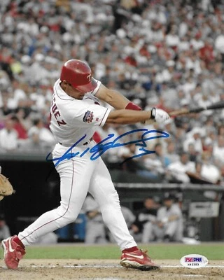 Ivan Rodriguez Texas Rangers Signed 8x10 Photo Autographed PSA/DNA COA HOF 53 - Image 1 of 2