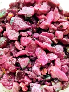 Rubí 50 quilates piedras en bruto cristal piedras preciosas - Imagen 1 de 5