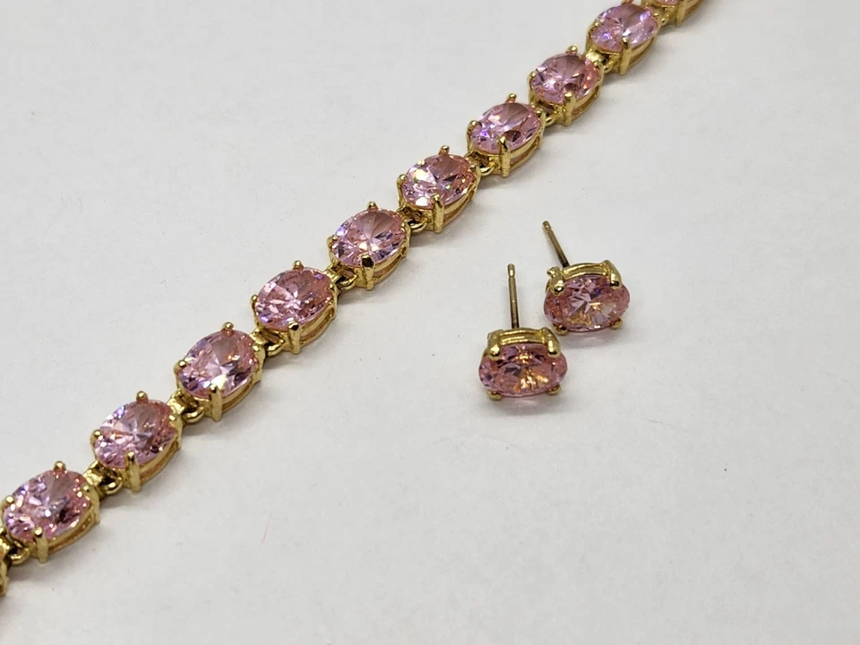 Stunning 10k Gold Pink Bracelet 7" and Earrings - Image 1 of 4
