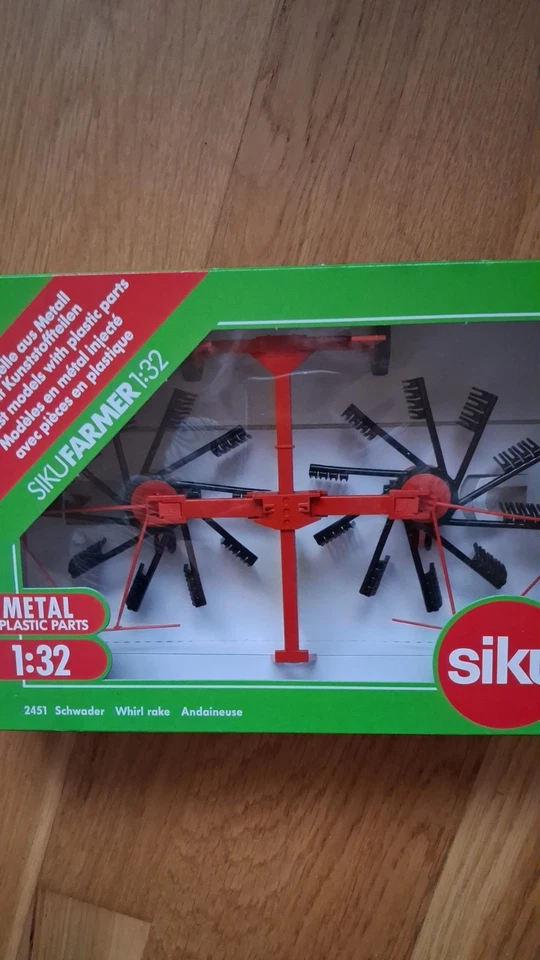 SIKU Schwader 2451, Neu - Bild 1 von 1