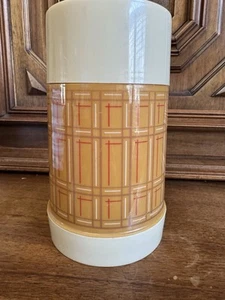 Vintage Aladdin Thermos, tan red geometric, Wide Mouth Pint Size. 7.5" tall - Picture 1 of 7