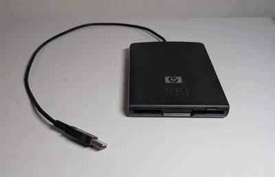 Sony внешний USB флоппи-дисковод портативный август 2002 MPF82E - Изображение 1 из 4