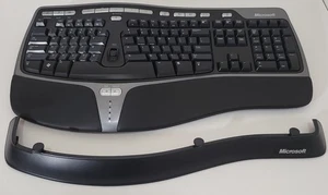 Microsoft Ergonomic Keyboard 4000 KU-0462 USB w/ Front Riser- Wired - Very Clean - Picture 1 of 13