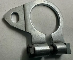 59766 TRIUMPH TR2-4A, TR250, VITESSE RANGE, GT6 RANGE DISTRIBUTOR CLAMP - Picture 1 of 3