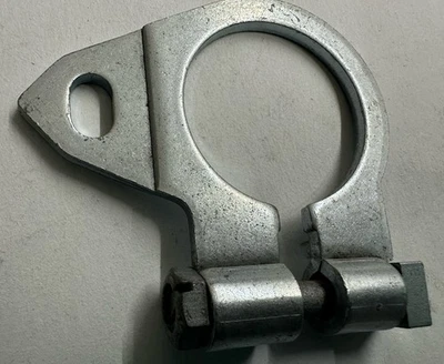 59766 TRIUMPH TR2-4A, TR250, VITESSE RANGE, GT6 RANGE DISTRIBUTOR CLAMP - Image 1 of 3