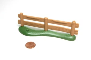 Playmobil Farm Forest Tan "Wood" Fence w/ Grass Base 4207 5877 9280 - Picture 1 of 1
