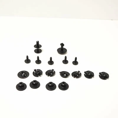 AUDI A4/S4/RS4 A5/S5/RS5 FENDER LINER MOUNTING PARTS KIT 8K0098629 NEW - Image 1 of 4