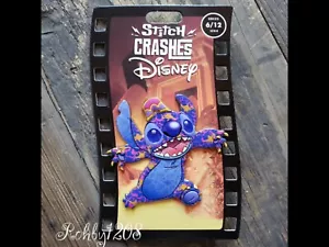 Disney Store Disneyland 2021 Lilo & Stitch Crashes Aladdin Pin #6/12 JUNI NOC - Bild 1 von 2