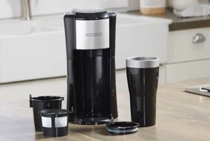 Black & Decker CM618 Single Serve Coffee Maker Black 16oz Mug Ground or Pods - Picture 1 of 7