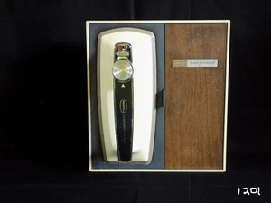 Vintage Hamilton Beach Scovill Mixer w/Wall Mount Storage Box Model 91-2 Yellow - Picture 1 of 18