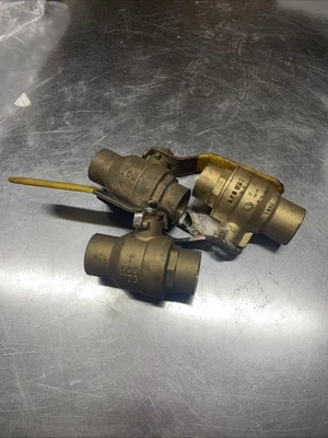 "Válvulas de bola de 1"" (lote de 3)" Foto 1 de 2