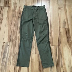 Pantalones para mujer Lucky Brand talla 4/27 verde "The Cargo" con rayas de esmoquin verde - Imagen 1 de 9