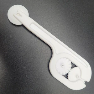  Teigtaschenrad Teigrädchen  Raviolirad Maultaschenrad Ravioli Teigrad 3in1 NEU - Bild 1 von 12
