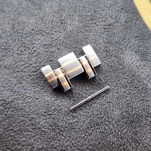 OEM OMEGA SEAMASTER 300M LINK STAINLESS STEEL FOR 42MM MODELS 20MM WIDTH - Picture 1 of 6