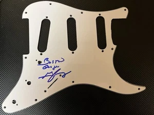 GEORGE JUNG BLOW MOVIE SIGNED AUTOGRAPHED WHITE STRAT PICKGUARD JOHNNY DEPP 1 - Picture 1 of 1