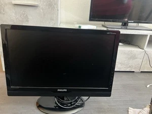 Telefunken Fernseher 24 Zoll Top Zustand - Bild 1 von 2