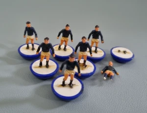 RARE Vintage Subbuteo Everton Ref 2 Football Figure Bundle Blue White - Picture 1 of 10