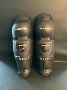 Vintage Jaromir Jagr Pittsburgh Penquins KOHO SG2068 9” Shinpads #1200 - Picture 1 of 2