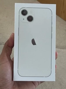 Apple iPhone 13 128GB Unlocked Starlight Brand New 100% Battery Health - Picture 1 of 4