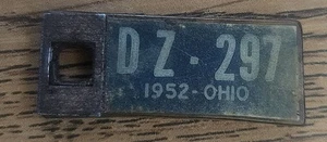 1952 OHIO 1.8x3.5cm License Plate KEYCHAIN DISABLED AMER. VETERAN ๐บ๐ธ DZ 297 - Picture 1 of 2