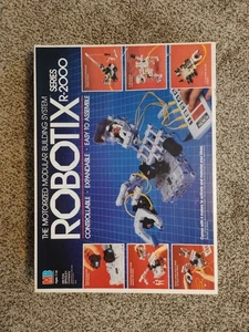 Milton Bradley Robotix R-2000 Series Set, Vintage 1984 Motorized - Picture 1 of 3