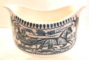 CLEARANCE--Vintage 1960's Currier & Ives Royal China Gravy Boat Horse & Sleigh - Picture 1 of 4