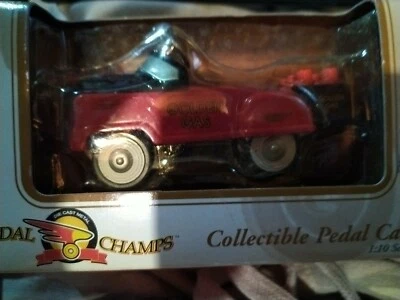 Pedal Champs Die Cast City Fire Department Truck Pedal Car 1:10 Scale Toy T15 - Image 1 of 2