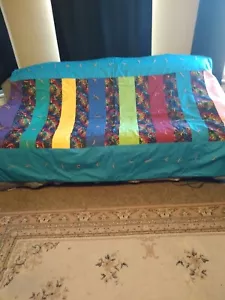 NWOT Quilt With Stars Newly Handmade Machine Sewn Hand Tied Twin/Full - Picture 1 of 7