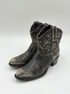 Frye Deborah Studded Women’s Short Boots Zip Up Size 7 M Distressed Style 77882 - Picture 1 of 12