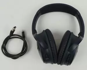 BOSE QUIET COMFORT QC35 BLUETOOTH OVER EAR HEADPHONES NOISE CANCELLING - BLUE - Picture 1 of 14