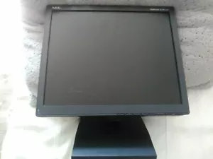 YhNEC Multisync LCD1760v 17" LCD Professional Computer Monitor VGA - Picture 1 of 2