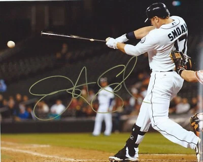 Justin Smoak Signed 8×10 Photo Seattle Mariners Autographed COA - Image 1 of 3