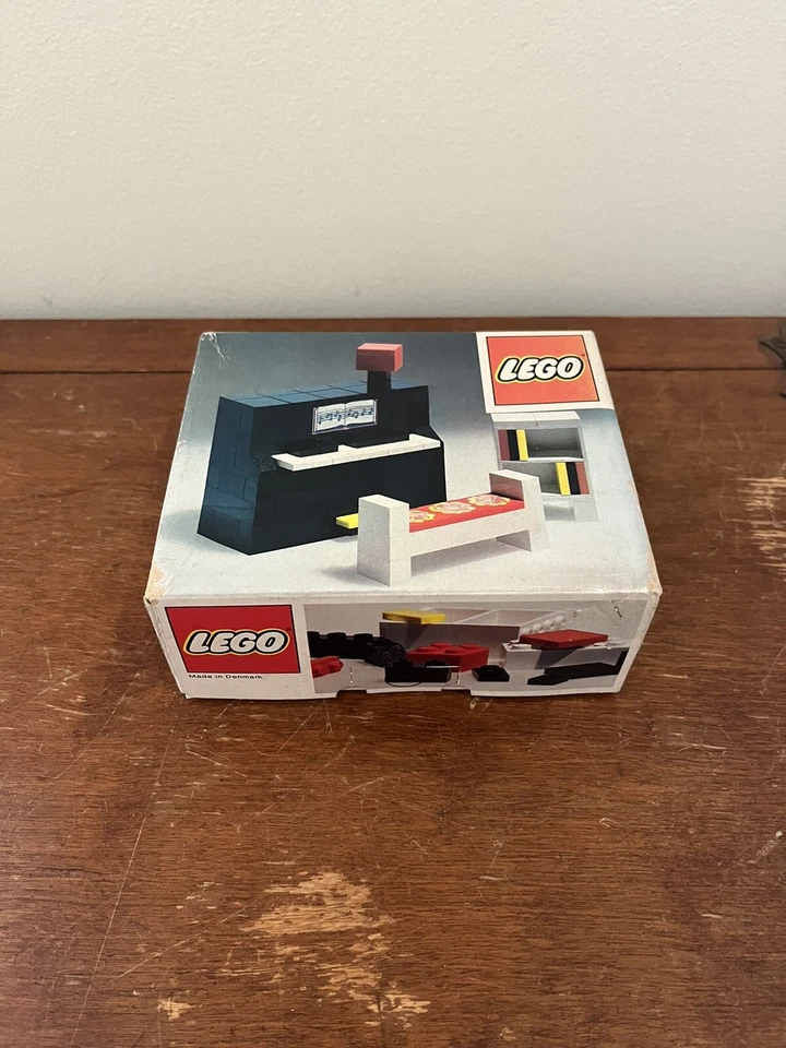 VINTAGE 1973 EXTREMELY RARE Lego 293-1 Piano NEW SEALED CLASSIC - Image 1 of 4