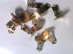 vtg 10 BRASS LARGE CLIP ON EARRINGS FOR CABOCHON / RHINESTONE / DIY #091919z - Picture 1 of 4