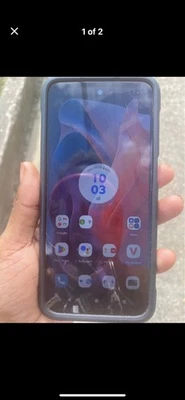 Moto G Play 2024 Smartphone - Image 1 of 3