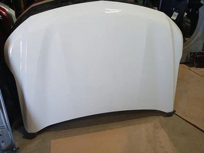 Chevrolet Tahoe Suburban 21-25 capó pintado GM 85112715 OE 3105933 Foto 1 de 3